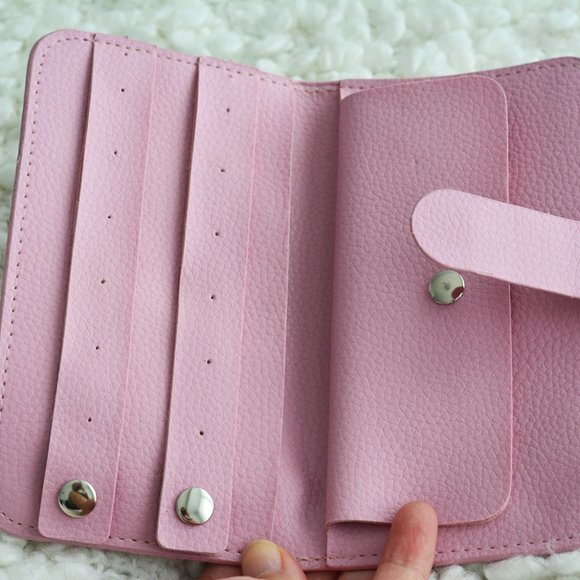 3/$30 - Pink Faux Leather Travel Jewelry Case‎ - Picture 2 of 5